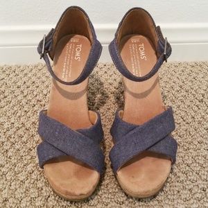 Chambray wedges